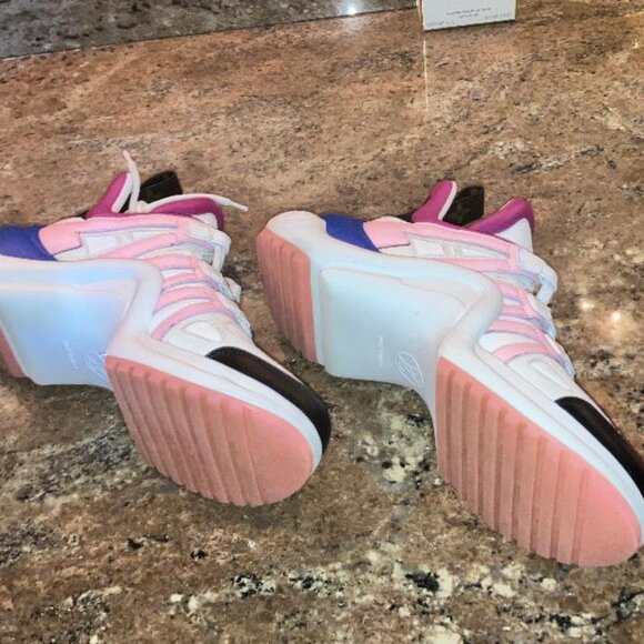 Louis Vuitton LV Archlight sneakers EUC  Calfskin Multi/colored   EU 39 US 9 - Picture 6 of 13